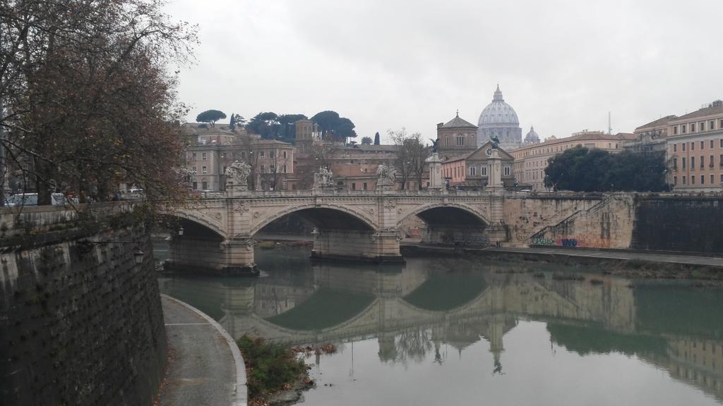 Fiore Vaticano B&B ローマ エクステリア 写真
