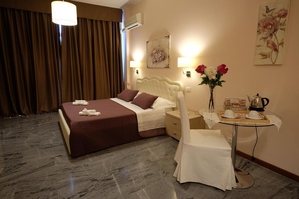 Fiore Vaticano B&B ローマ 部屋 写真