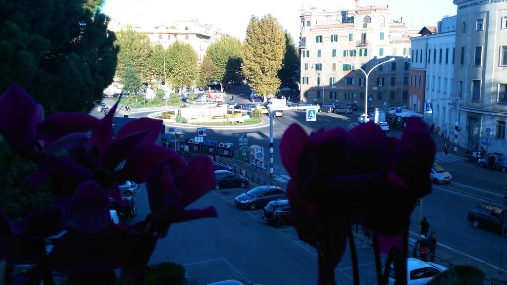 Fiore Vaticano B&B ローマ エクステリア 写真