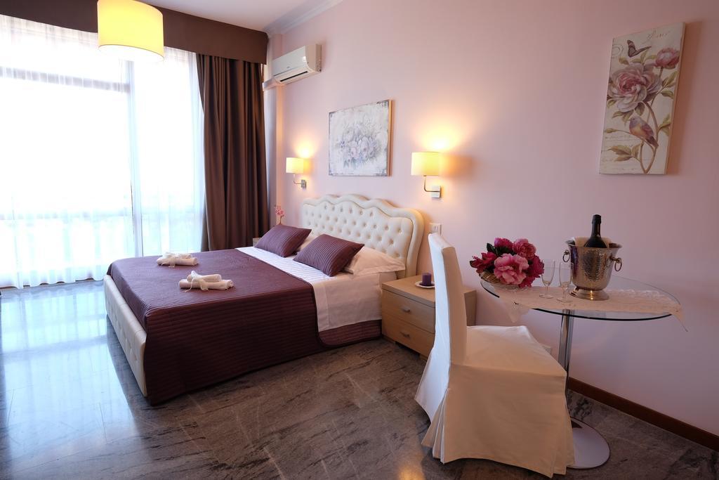 Fiore Vaticano B&B ローマ 部屋 写真