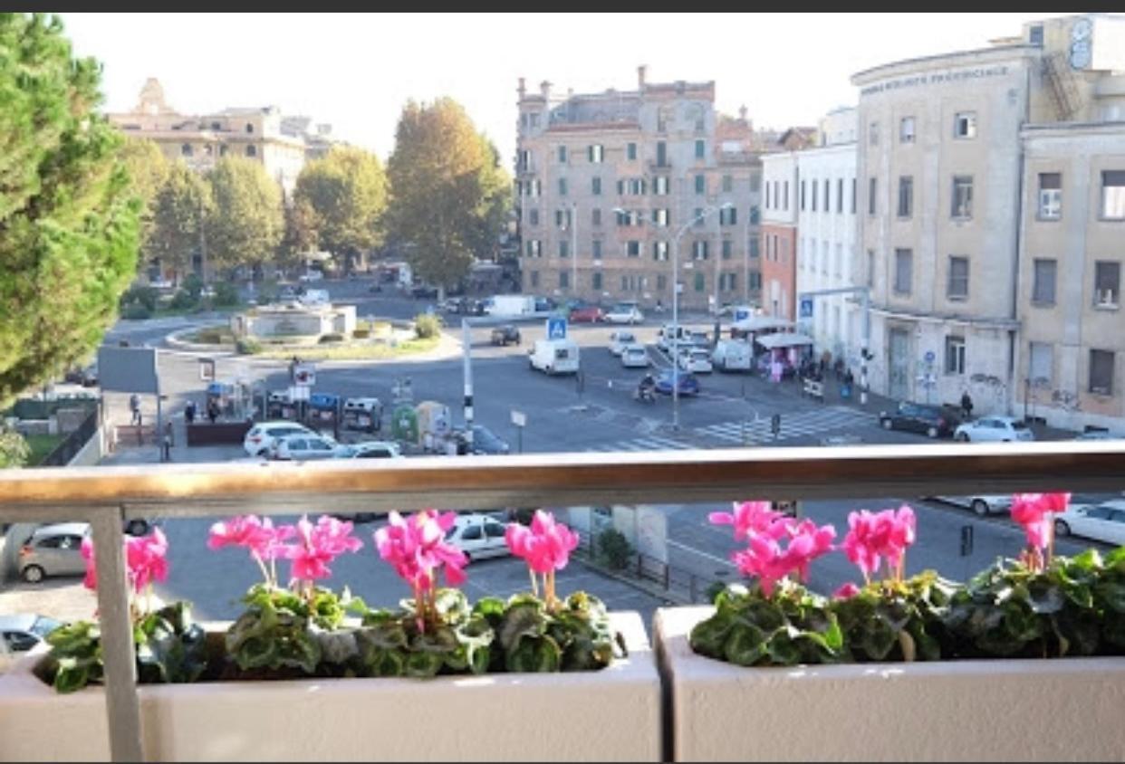 Fiore Vaticano B&B ローマ エクステリア 写真